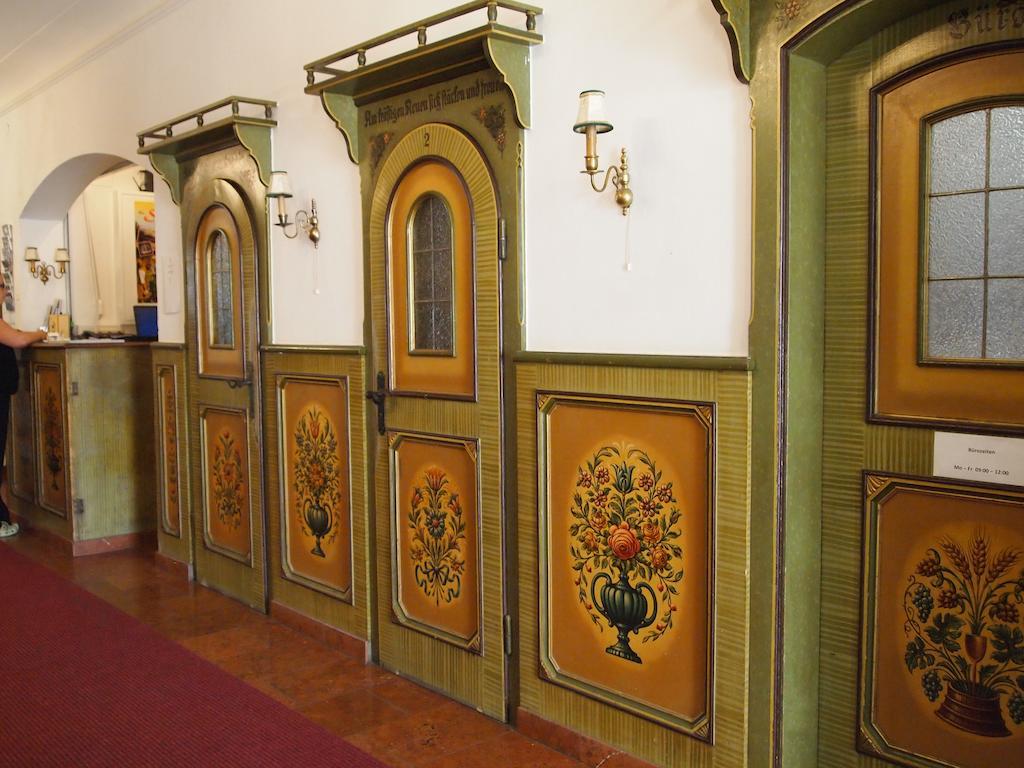Hotel Schwarzes Roessl Salzburg Exteriör bild
