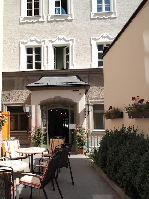 Hotel Schwarzes Roessl Salzburg Exteriör bild